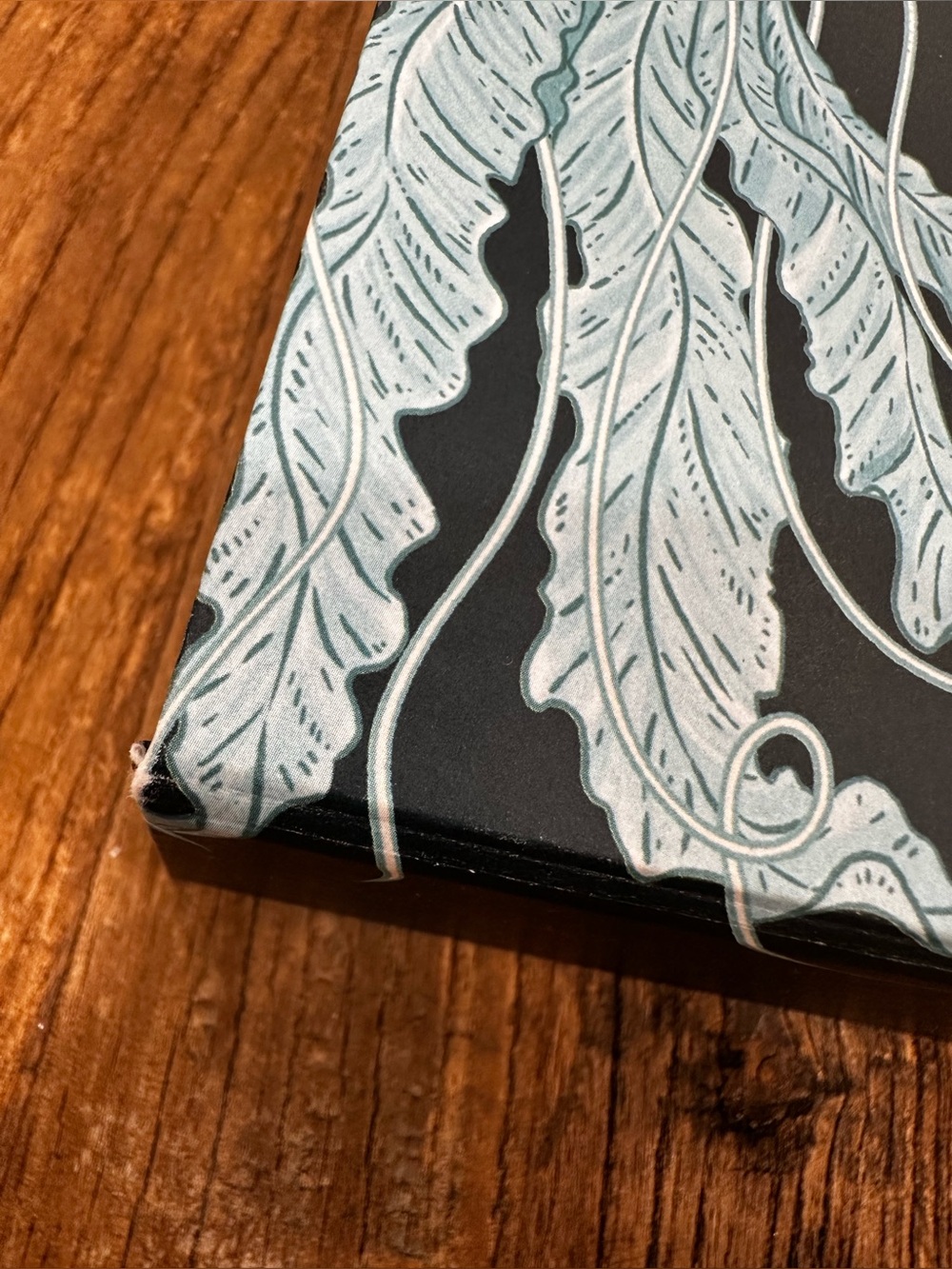 Hourglass blue green Palette with Mint Jellyfish Illustration box - Picture 4 of 8